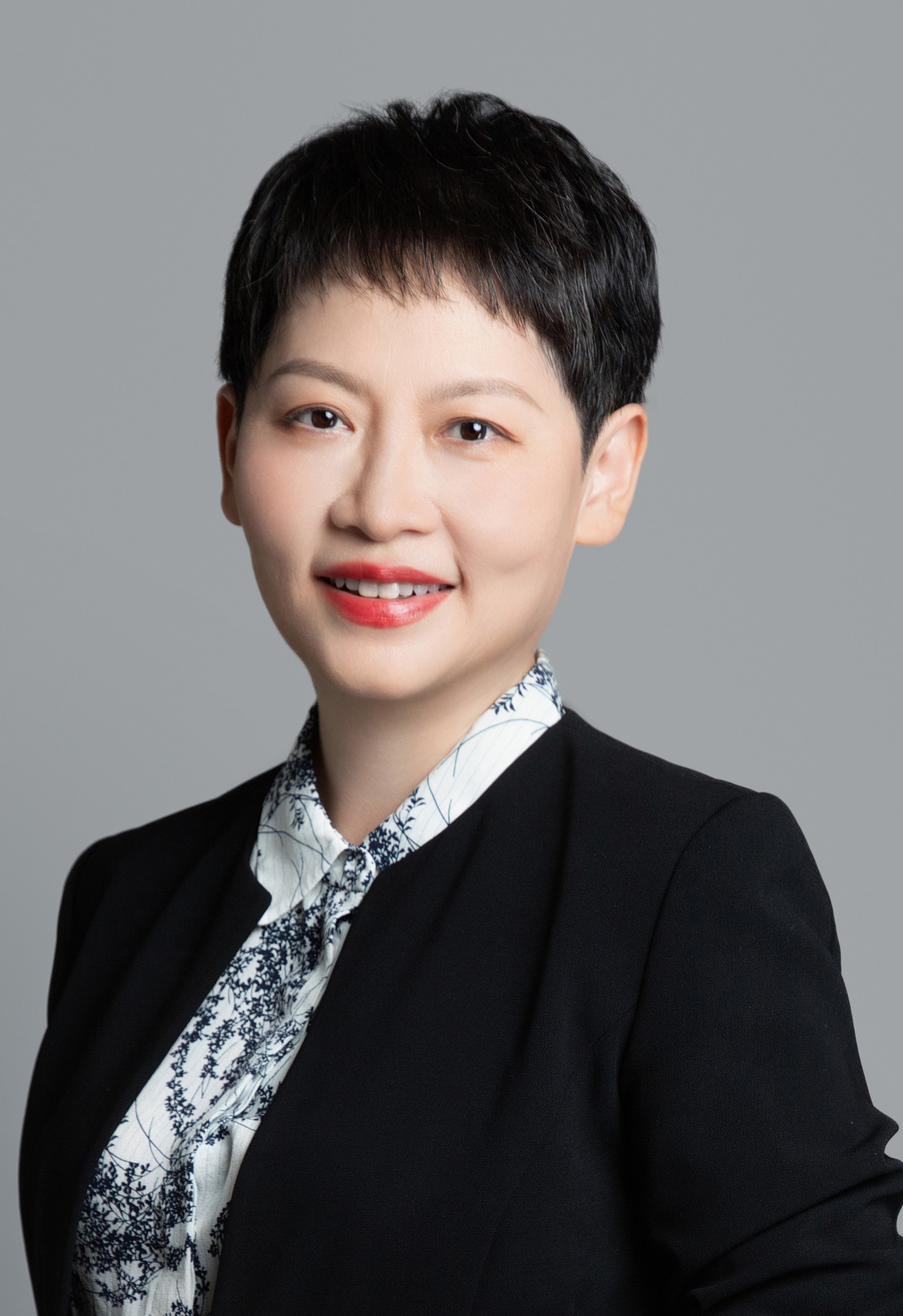 Head of Finance: Li Chunling