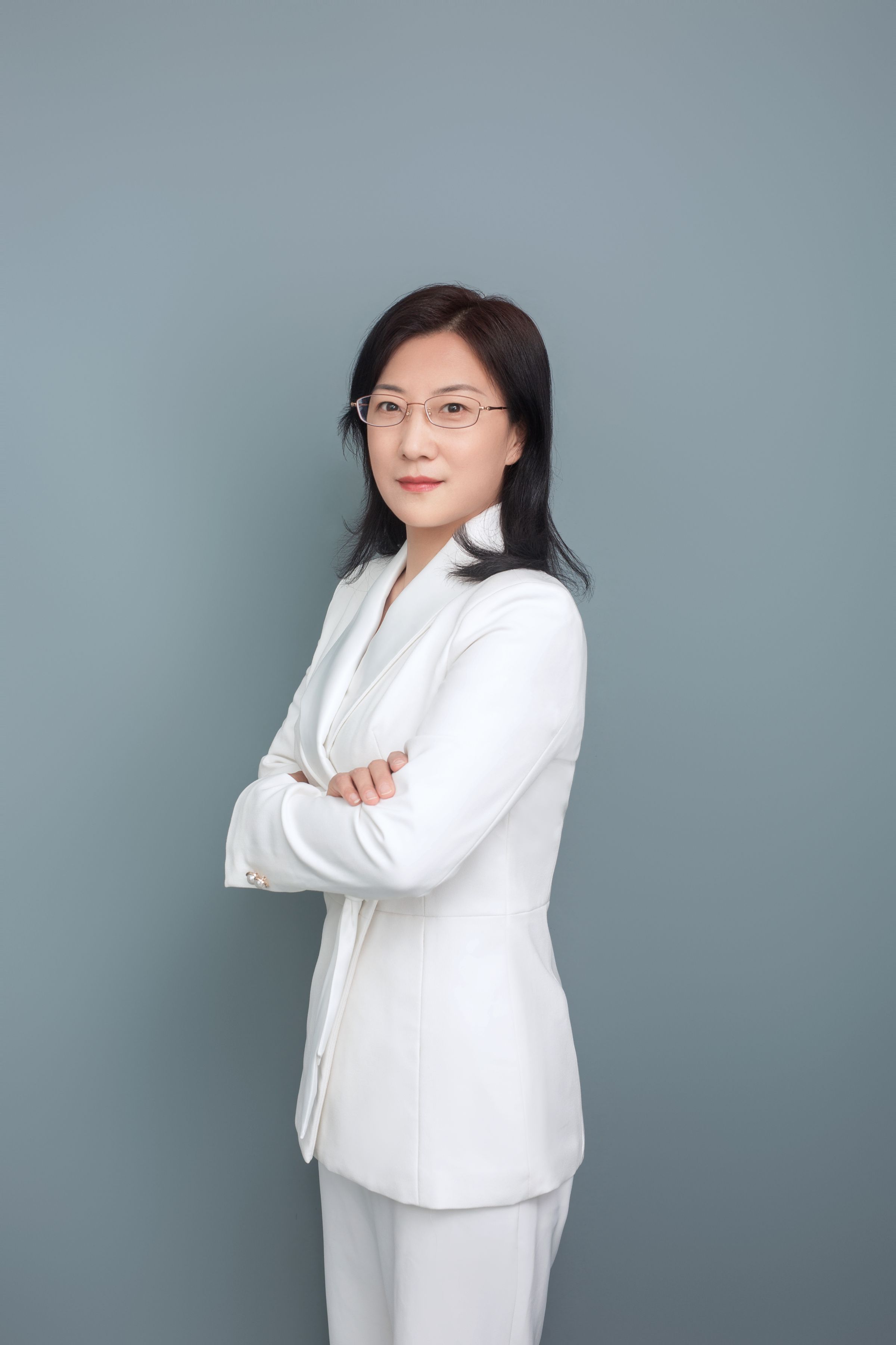 Independent Non-Executive Directors: Ms. Lu Hong