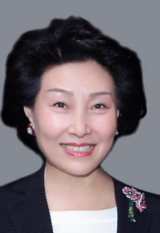 Executive Director and Vice Chairlady: Ms. Cheng Cheung Ling